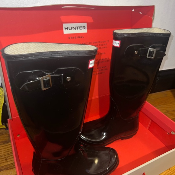 Women’s original tall gloss rain boots size 6 - Picture 3 of 5